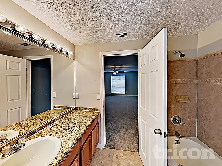 506 Emberwood Dr — Photo 25