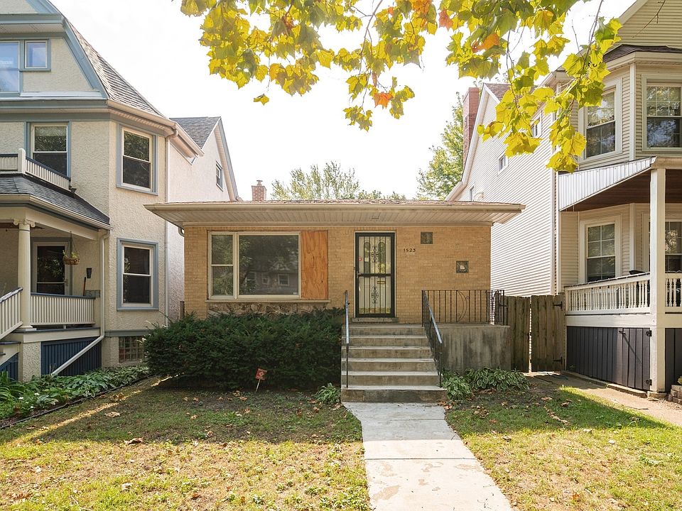 1st image of 1523 W Hood Ave