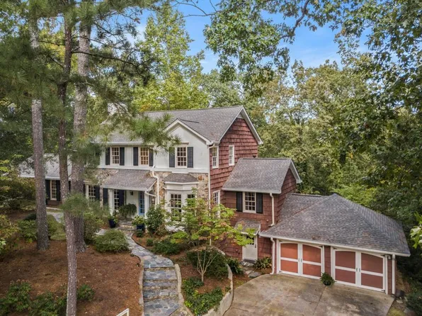 715 Tanglewood Trl NW, Sandy Springs, GA 30327
