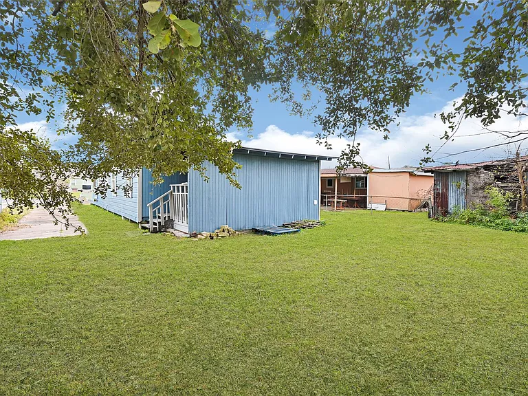 6218 Woodrow St — Photo 6
