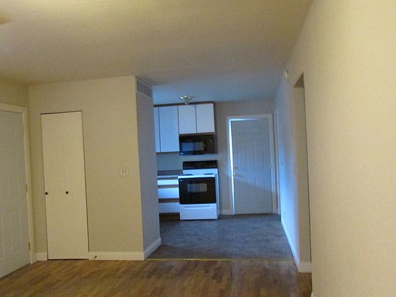 5th image of 617 Saint Francis St