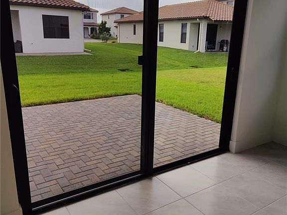 4th image of 5573 Cobalto Way