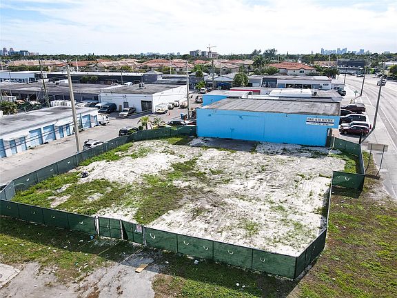 2nd image of 4320-4340 Dixie Highway