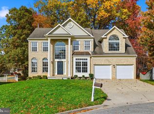 5704 Lyngate Ct, Lanham, MD 20706
