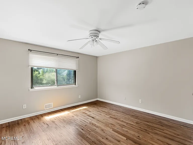 321 Spring St #9 — Photo 21