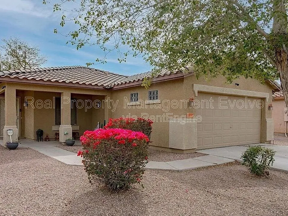 25067 W Dove Trl