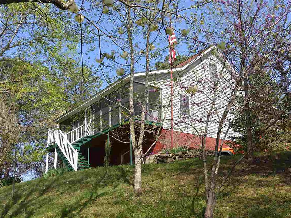 1st image of 315 Aspen Dr