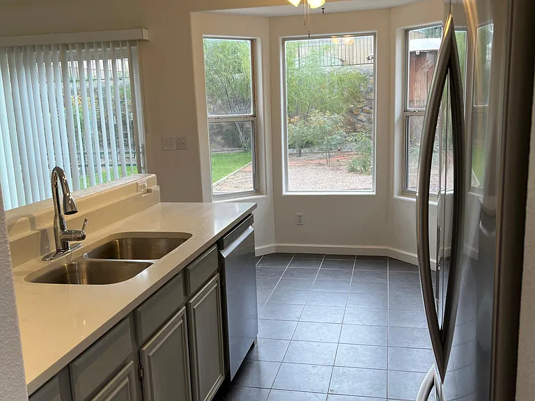 2247 Bright Star Ave — Photo 4