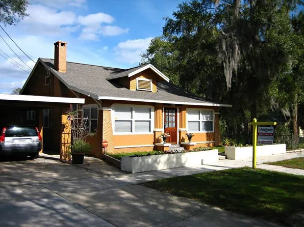 635 W Howry Ave, Deland, FL 32720