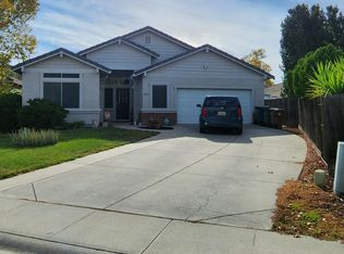 8572 Baneberry Ct, Elk Grove, CA 95624
