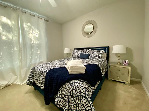 4th image of 60 Fenwick Hall Aly APT 423