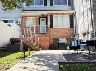 804 Willowbrook Rd, Staten Island, NY 10314