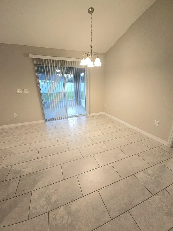 Marion Oaks — Photo 3