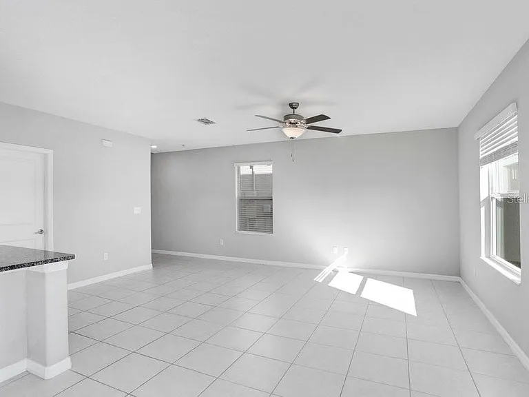3160 Oyster Cove St — Photo 12