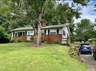 24 Pinedale Rd, Candler, NC 28715