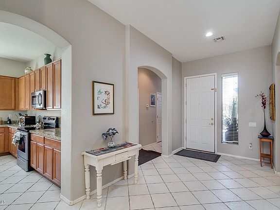 3rd image of 3130 E Runaway Bay Pl