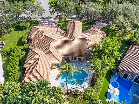 2nd image of 6025 NW 99th Avenue