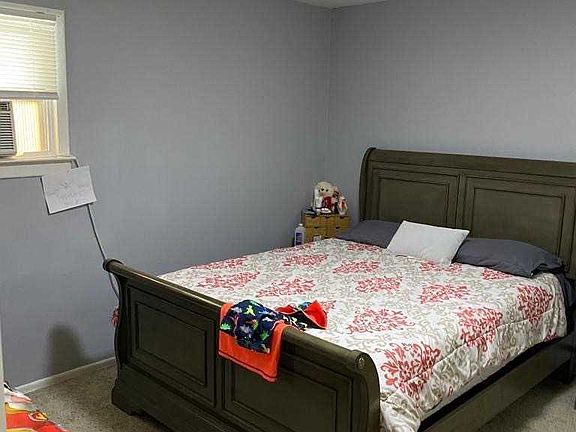 3rd image of 1 Yennicock Ave