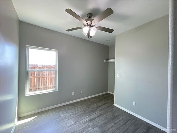4th image of 2108 Davenport St #2