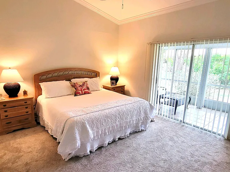 Emerald Bay Cir — Photo 12