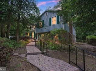 2359 Tumbletree Way, Reston, VA 20191