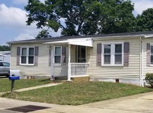 511 Rosalind Rd, Freehold, NJ 07728