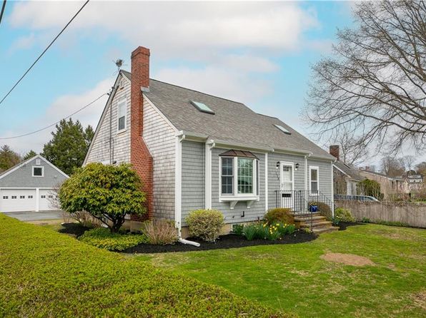 128 Ruggles Ave, Newport, RI 02840