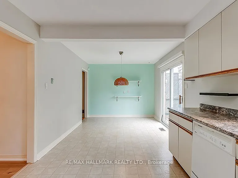 1361 Monks Pass — Photo 8