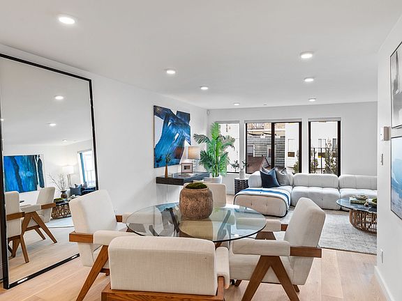 4th image of 1624 Larkin St APT 3