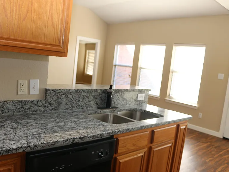 4808 Brookridge Ave — Photo 6