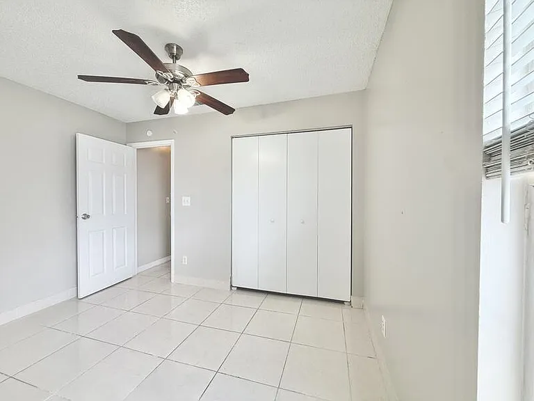 11316 Maybrook Ave — Photo 34
