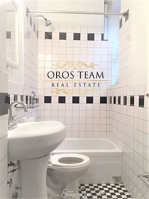 Rented by City Connections Realty | media 30