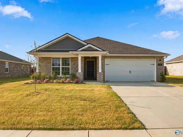 116 Hazel Pine Trl, Hazel Green, AL 35750