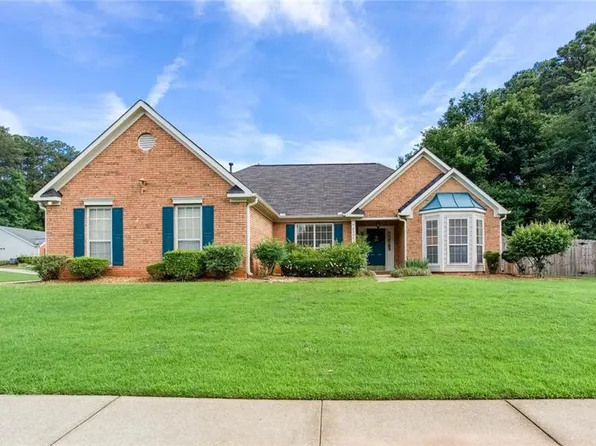 2486 Insdale Trce NW, Acworth, GA 30101