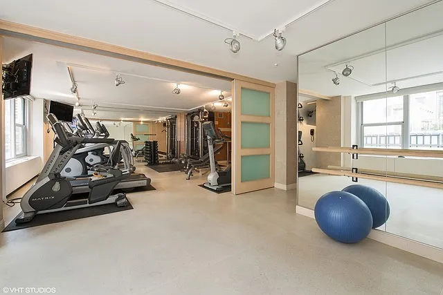 777 N Michigan Ave #1504 — Photo 17