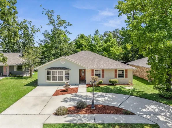 245 Ridgewood Cir, Mandeville, LA 70471