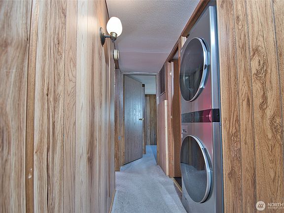 5th image of 9900 Blomberg Street SW #9