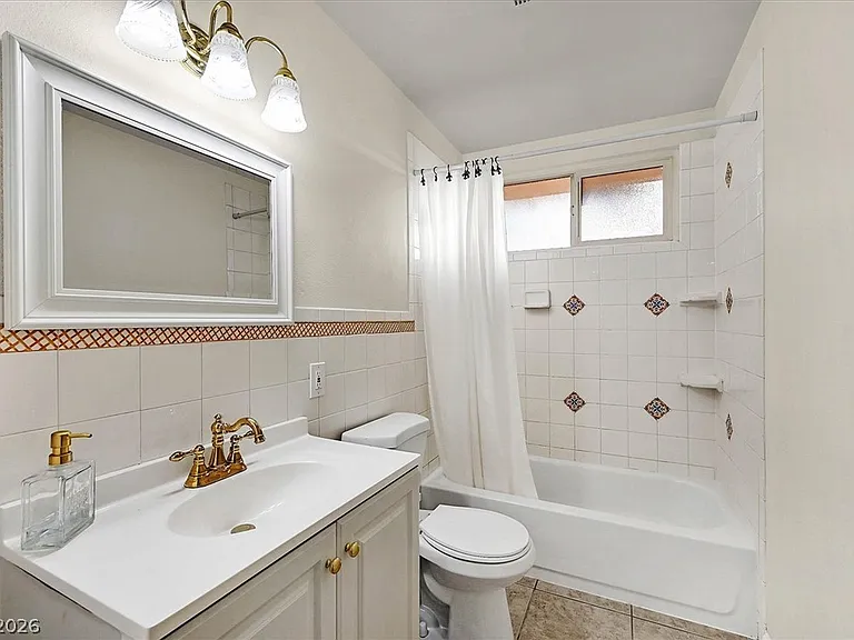 3645 Forestcrest Dr — Photo 18