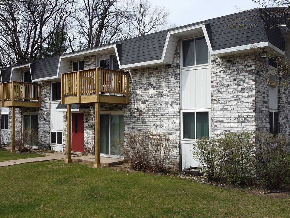 2nd image of 233 N College St #13860863