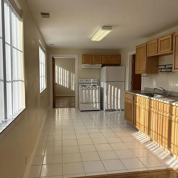 420 North St — Photo 17