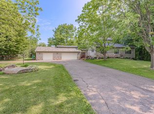 1340 Deer Brook Ct, Wausau, WI 54401