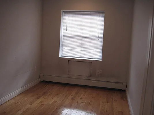 Rented by 18 REALTY | media 34