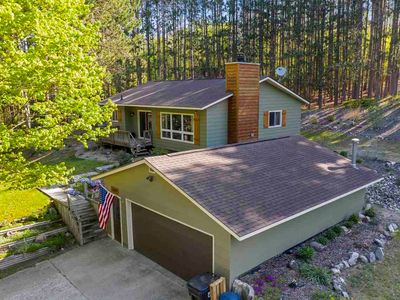 2382 Pleasant Valley Rd, Boyne City, MI, 49712