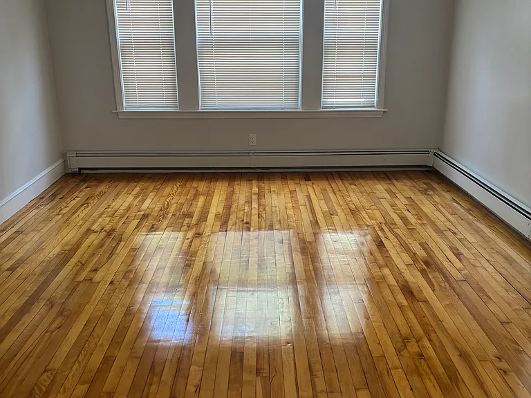 146-148 Oakside Ave #1 — Photo 14
