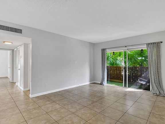 3rd image of 13730 SW 90th Ave #29