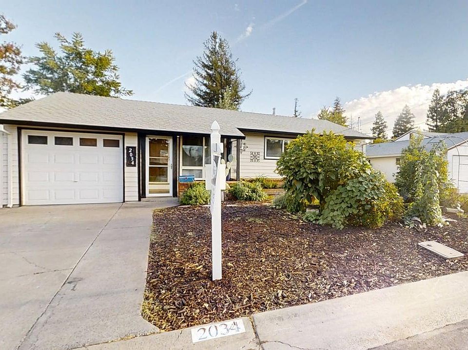 1st image of 2034 Edwin Way