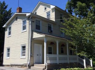 1424 N Main St #2-F, Hampstead, MD 21074