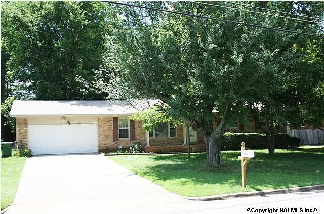 1st image of 5006 Lumary Dr NW