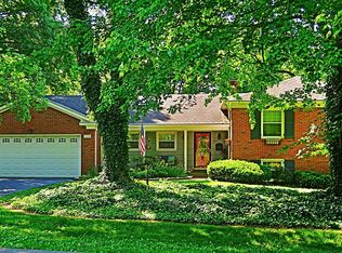 7310 Glen Arbor Rd, Graymoor Devondale, KY 40222