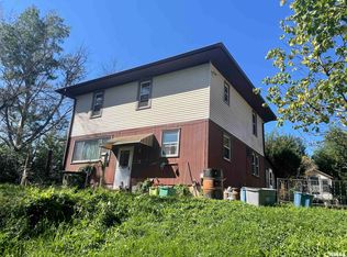 3868 170th St, Bryant, IA 52727